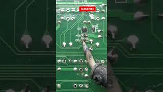 How to desolder SMD resistors shorts [upl. by Adnirim631]