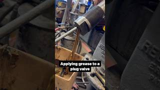 How to grease a plug valve  Plug valve grease plugvalve valves everythingvalves [upl. by Esinned115]