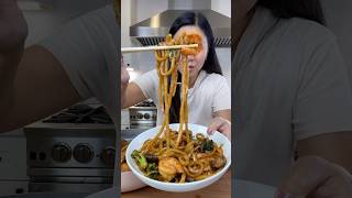 Shrimp Udon Stir Fry Noodle  MyHealthyDish [upl. by Paquito]