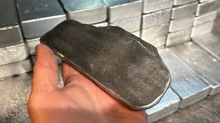 MELTING ALUMINIUM Security lights into a nice little ingot  asmr  how to melting metals at home￼ [upl. by Garzon]