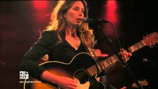 Lera Lynn makes her music dark with a Texas twang [upl. by Helenka]