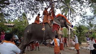 Mangalamkunnu KARNAN NILAVU [upl. by Irakuy941]