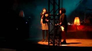 Mon Laferte  Busco A Alguien Feat Flor Amargo Mon La Fruta Naucalli 2016 [upl. by Enoek]