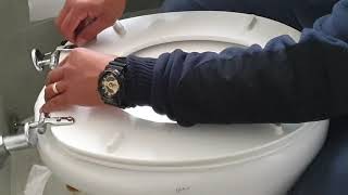 riparare COPRIWATER toilet seat repair [upl. by Thurlow]