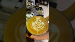 slowsetta latte art coffeeart coffee latteart trending coffeart latte cappuccino [upl. by Benia]