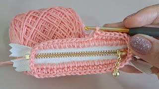 DIY Tutorial  How to crochet mini coin purse with zipper [upl. by Aenitsirhc355]