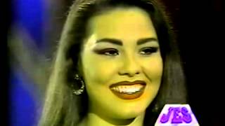 Paula Andrea Betancur Señorita Colombia® 1992 en Miss Universe 1993 [upl. by Aneleiram]