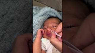 baby boogers😪 booger removal baby😝 More newborn boogie monsters 👀 He was doing too much for this one [upl. by End914]