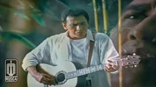 Iwan Fals  Masih Bisa Cinta Official Music Video [upl. by Alracal262]