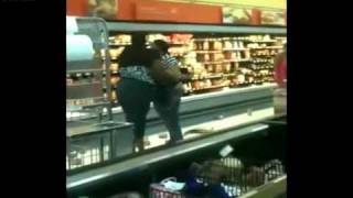 08blackchickwalmartfightwmv [upl. by Notrab]