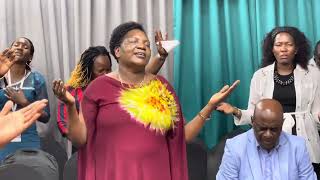 waberawo enjawulo nga omwoyo atuuse by pr slyvia jjumba in uae christian fellowship [upl. by Doehne211]