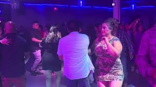 Grupo la chomba candelas night club chicago [upl. by Bakki92]