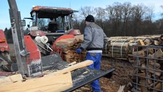 Holz spalten mit Growi GSW 30 mit Funkseilwinde und Oehler Bündelgerät [upl. by Leodora]