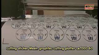 cutting Stiker mesin graphtec cutting plotter ce700060 graphtec [upl. by Adamec]