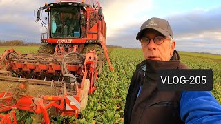 FARMVLOG 205 wortels en suikerbieten rooien [upl. by Milewski]