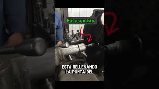 Lo soldó ahí nomás sin necesidad de desarmarlo 👌 tornomecanico mecanico mecanica automotriz [upl. by Attenahs]