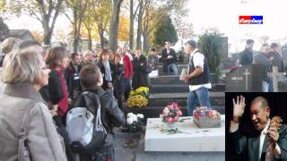 Henri Salvador et Edith Piaf a Paris Le cimetière du PèreLachaise 2011 [upl. by Welsh259]