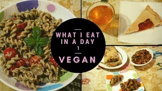 WHAT I EAT IN A DAY 1 VEGAN  CROSTATA  FUSILLI AL PESTO DI PISTACCHI  POLPETTONE DI MELANZANE [upl. by Illa]