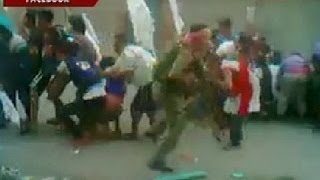 Video kung saan makikitang ginawang human shield ng MNLF ang ilang sibilyan kumalat sa social media [upl. by Nahtaoj926]