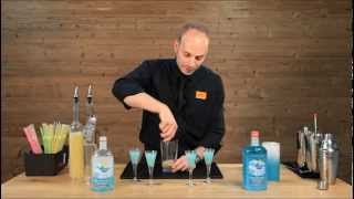 Cocktailrezept Schneeballschlacht  cooler GletscherEis Winter Cocktail [upl. by Llennoc23]