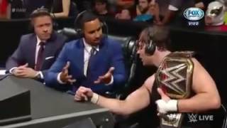 Dean Ambrose hablando en español [upl. by Hasseman]