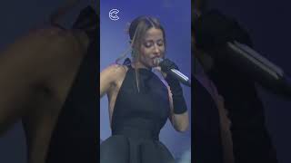 Derya Uluğ  Hadi Çal Live deryaulug live konser [upl. by Kolosick]