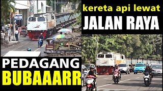 LOKOMOTIF TERBESAR amp TERBERAT yang pernah lewat Jalan Slamet Riyadi Solo [upl. by Monk]