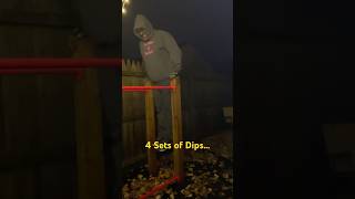 Seen the outside diy gym  night outsidegym diygym likeandsubscribe dips dipbar fitinfluencer [upl. by Brainard]