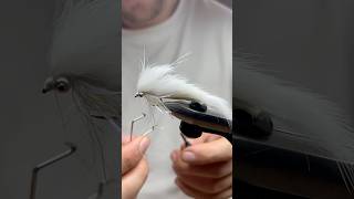 Pesca Vida Zonker Fly Tying Tutorial  Upavon Fly Fishing flytying flyfishing [upl. by Shepley233]