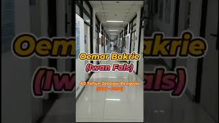 Guru Oemar Bakri Iwan Fals  View Pensiunan Pengajar 40 tahun [upl. by Yeniffit555]