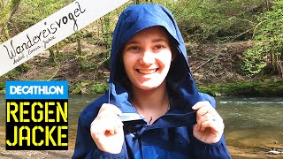 Gute amp günstige Regenjacke DECATHLON Quechua MH150 Bergwandern mit 15000 mm Wassersäule Review [upl. by Kudva37]