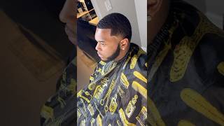 INSANE BLURRY TAPER ON 360 WAVES 😱  Sharp Line  Taper  Waves  BullDogBlends waves haircut [upl. by Brigham]