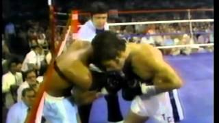 Wilfred Benitez vs Tony Chiaverini 19800801 [upl. by Akissej]