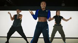 LES MILLS  New BODYJAM [upl. by Shira383]