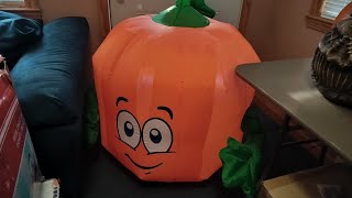 NEW FOR 2024 Gemmy Halloween Airblown Inflatable 35ft Spookley The Square Pumpkin [upl. by Lesko]