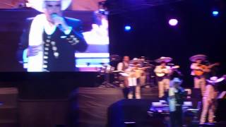 VICENTE FERNANDEZ ACA ENTRE NOS EN CONCIERTO BOGOTA [upl. by Einaej136]