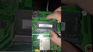 Memasang RAM laptop ram laptop teknologi memory [upl. by Hannaj]