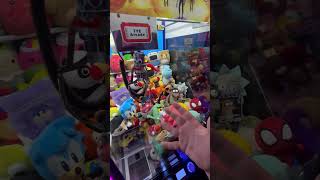 Knuckles STUCK Inside Claw Machine shorts clawmachine arcade fnaf sonic [upl. by Otti173]