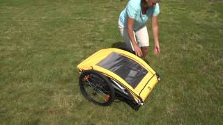 Folding amp Unfolding Burley Bee Trailer [upl. by Riobard]