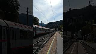 EC88 mit Rh1216 015 Italienflagge und den alten Eurofimawagen in Steinach in Tirol train zug [upl. by Aramad358]