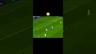 What 101 low pass and 102 lofted pass BECKHAM PASS look like 😳⚽ efootball efootball2024 football [upl. by Ordnas]