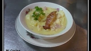 SOPA DE POLLO CON PAPA Y TOCINETA  Mi Cocina [upl. by Suitangi962]