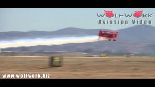 【ロック岩崎の師】ショーン・D・タッカーのアクロバットフライトTeam Oracle Sean D Tucker air showMCAS Miramar Air Show 2012 [upl. by Suertemed]