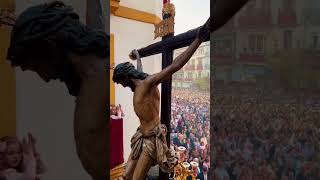 Cargo la cruz a cuestas 🙏cristo procesion arte viralvideo semanasanta [upl. by Casmey600]