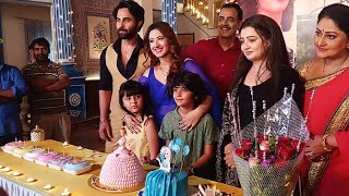 Alisha Panwar Celebrates Her Birthday With Whole Cast of Nath Krishna Aur Gauri Ki Kahani [upl. by Lilac]