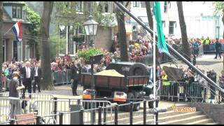 Koning Willem Alexander en Koningin Maxima in Vreeswijk [upl. by Lanie282]