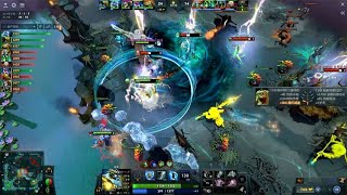 【DOTA2】中單物理流宙斯驚現江湖，新版本宙斯出魔晶跟銀月很強 [upl. by Mathe]