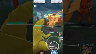 Haxorus VS Charizard pokemon pokemongo pvppokemon [upl. by Vinita]