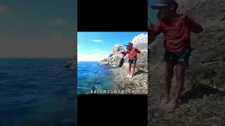 戶外捕魚：小孩哥來到岸邊海釣 釣魚 釣魚的樂趣只有釣魚人懂 原來釣魚才是抖音運動頂流 [upl. by Cullan]