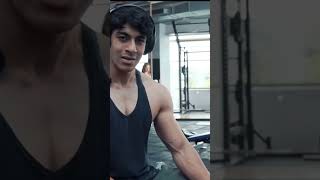 Day 185 Gym workout tips triceps gymlover minivlog [upl. by Huberman]